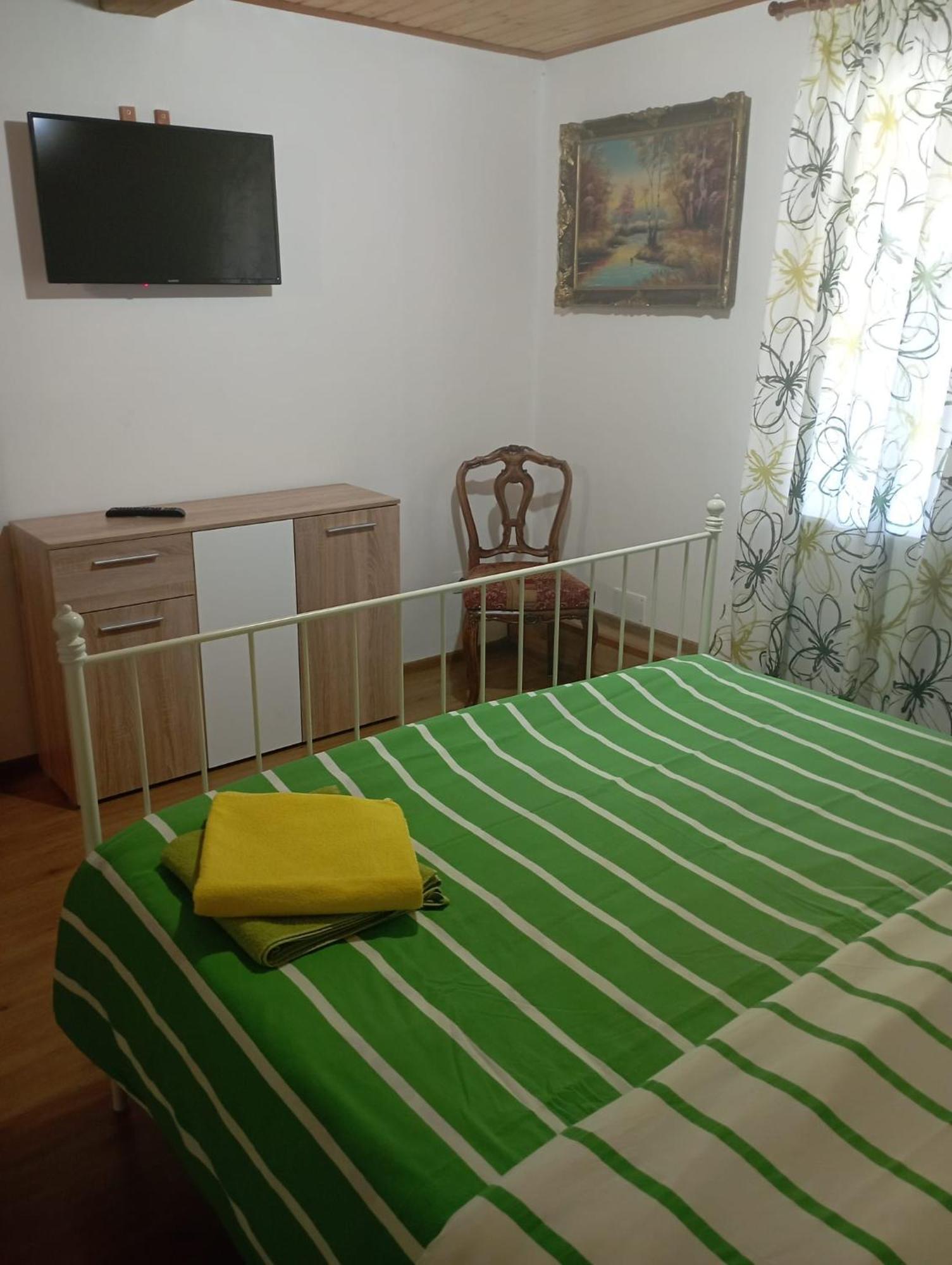 Pensiunea Dates Кырцишоара Номер фото